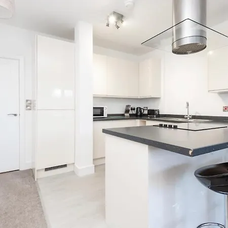 With Gated Parking Included Apartment *